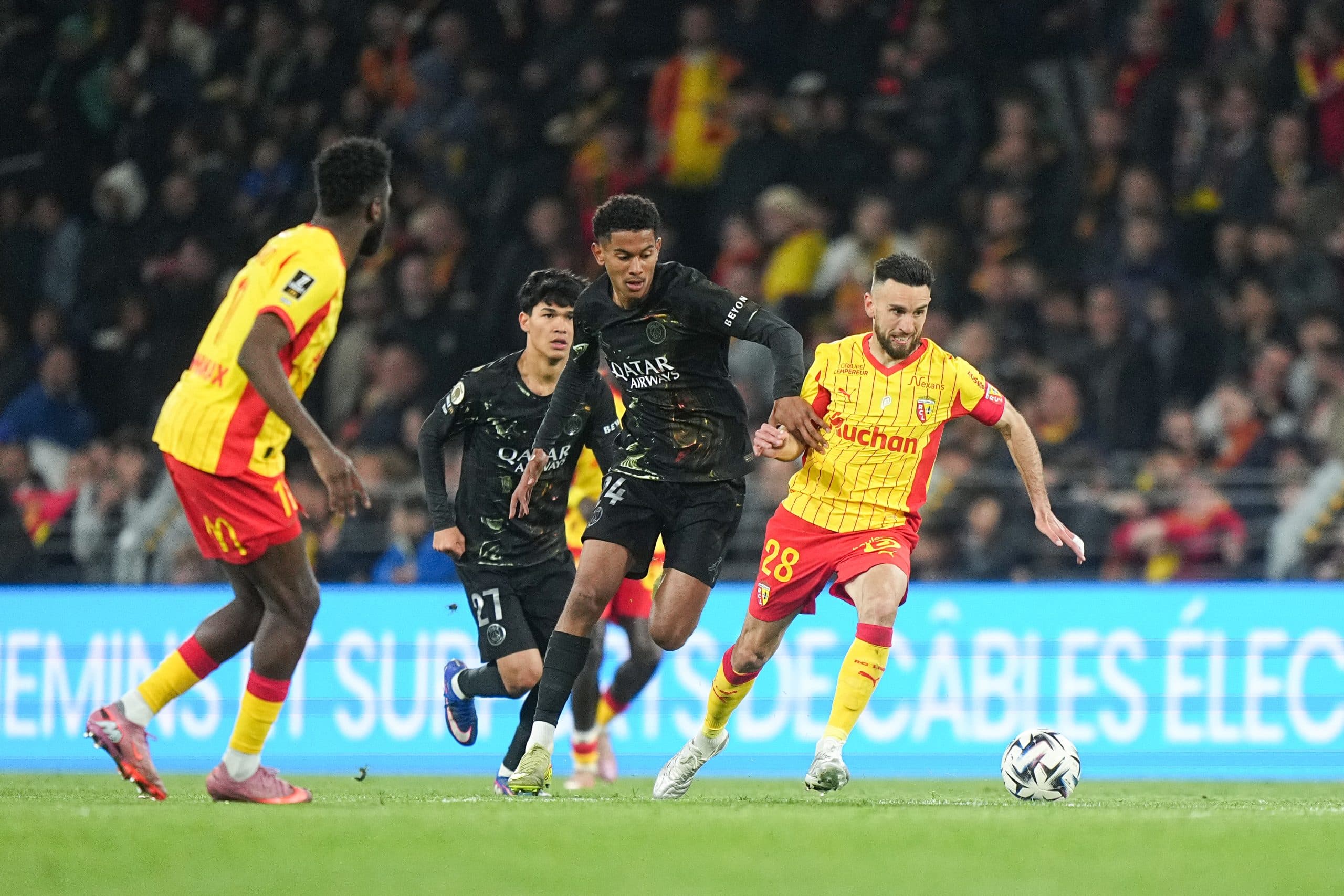 RC Lens vs PSG (02:00 – 14/05) | Xem lại trận đấu
